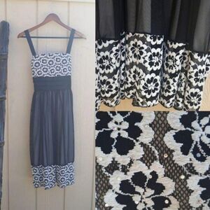 R&M Richards Formal Dress Black White Flower Lace Overlay Empire Full Sz 6
